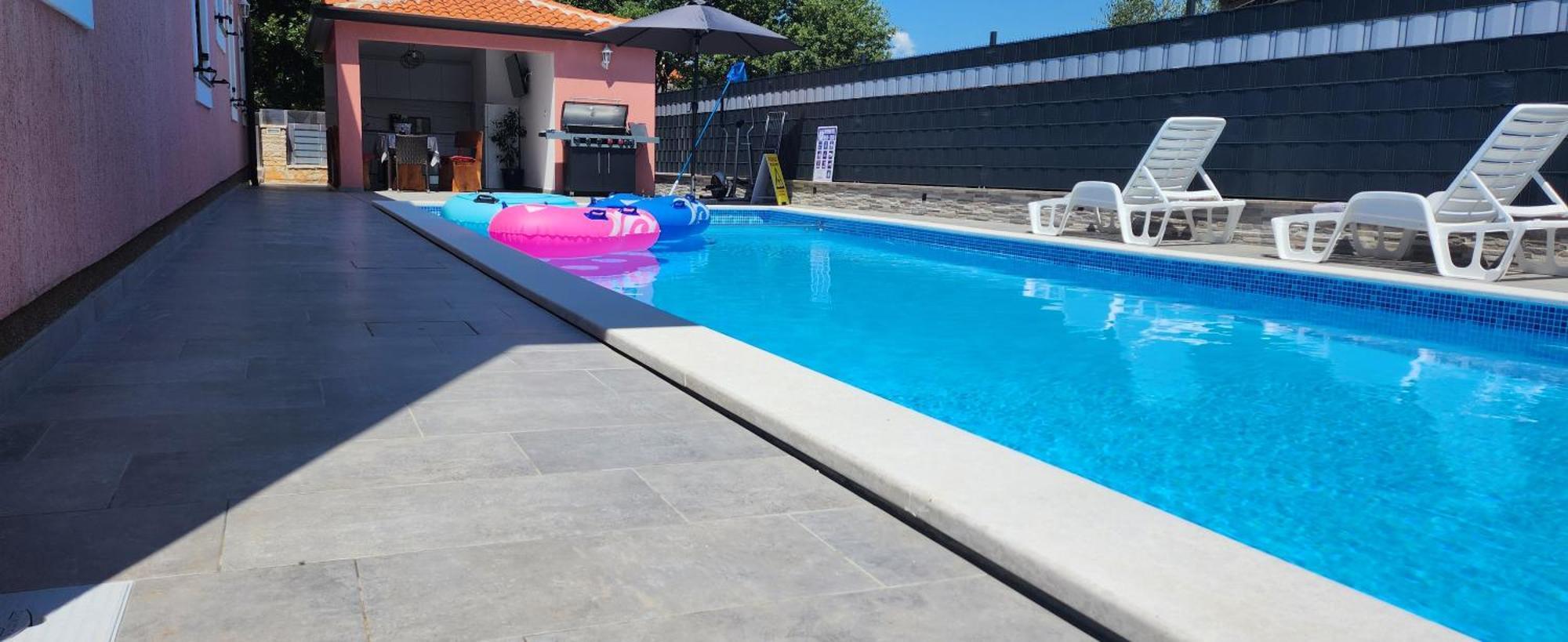 Nova Vas  Apartmani Radmila מראה חיצוני תמונה